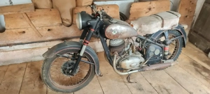 Oldtimer Motorrad Puch TF 250 Bild 2
