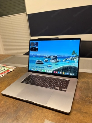 Mac Book Pro 2019 Bild 2