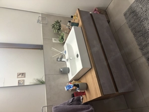 Badezimmer oder Duschmöbel Bild 2
