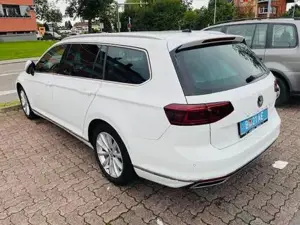 VW Passat Bild 3