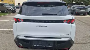 Peugeot 5008 Bild 6