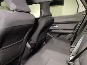 Dacia Duster Journey 1.2 TCe 130 Mild-Hybrid 4x4 Navi-Androi... Bild 9