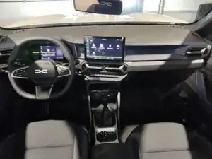 Dacia Duster Journey 1.2 TCe 130 Mild-Hybrid 4x4 Navi-Androi... Bild 10