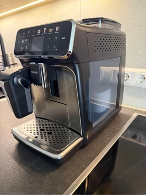 Philips 5400 Kaffemaschine Bild 3