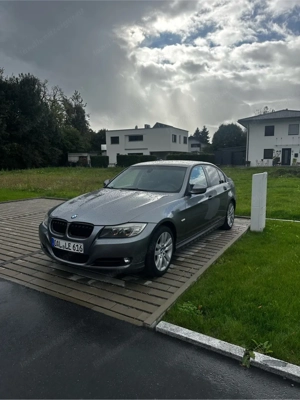 BMW 3er E90 | 125 kW | 2009 | Austauschmotor | AHK | 8-fach bereift Bild 4