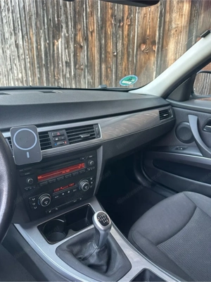 BMW 3er E90 | 125 kW | 2009 | Austauschmotor | AHK | 8-fach bereift Bild 6