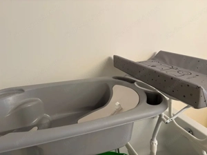 Badewanne - Wickeltisch, Bade-Wickelkombination ab der Geburt