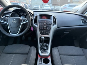 Opel Astra Kombi 1.7CDTI Vorgeführt Bild 8