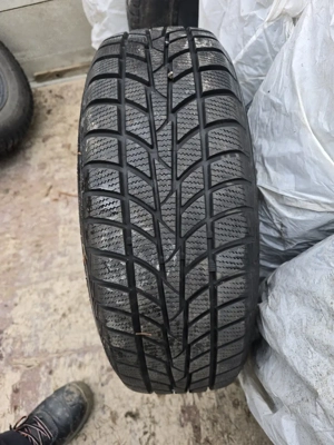    Winterräder 195 65 R15 mit Felgen   Hankook Winter i*cept Bild 2