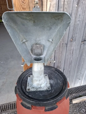 Möscha  - Gülleverteiler  Bild 2