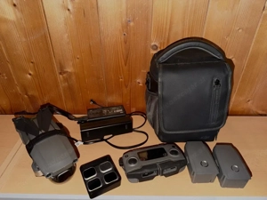 DJI Mavic 2 Pro (Fly More Combo)