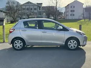 Toyota Yaris Bild 13