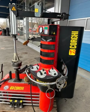 corghi Artiglio Master Reifenmontiergerät Bild 8