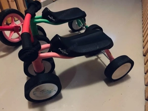 Kinder Laufräder 10    Stück + Wippe Bild 2