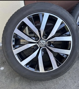 4x Original VW T6 Multivan Sommerräder 255 45R18 mit 18 Zoll Toluca Alufelgen Bild 4