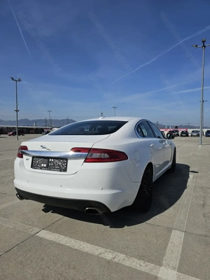 Jaguar XF 3.0 Liter Bild 4