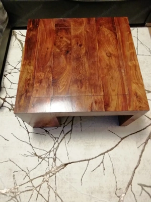 Couch Tisch zu verschenken ca. 80cm x 80cm Höhe 40cm Bild 2