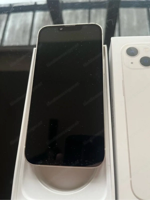iPhone 13 in Starlight Bild 4