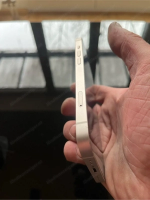 iPhone 13 in Starlight Bild 6