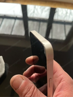 iPhone 13 in Starlight Bild 8