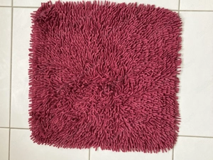 4 Badteppiche, weinrot Bild 2