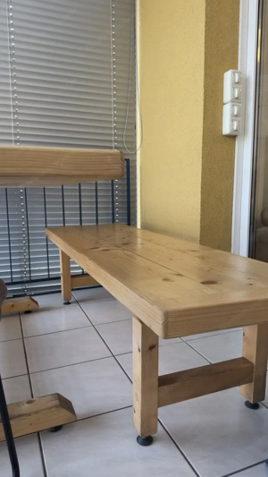 Massiver Holztisch mit Sitzbank & Stuhl Bild 2