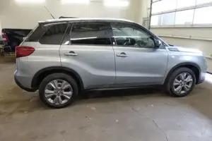 Suzuki Vitara Bild 18