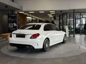 Mercedes-Benz C 180 Bild 5