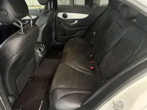 Mercedes-Benz C 180 Bild 16