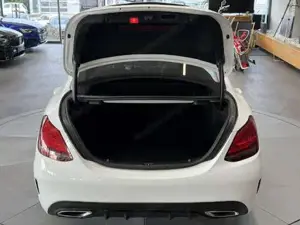 Mercedes-Benz C 180 Bild 9