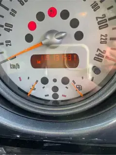 mini cooper one  Bild 4