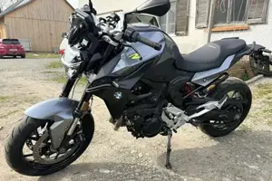 BMW F900R Neuwertig Bild 6