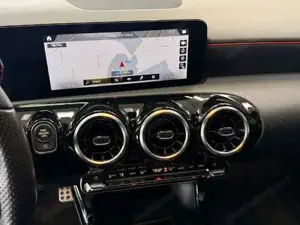 Mercedes-Benz A 180 Bild 16