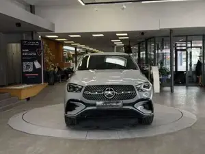 Mercedes-Benz E 400 Bild 2