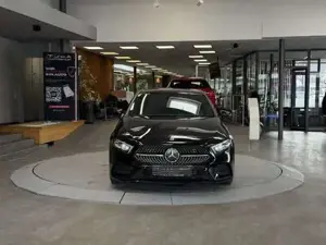 Mercedes-Benz A 180 Bild 2