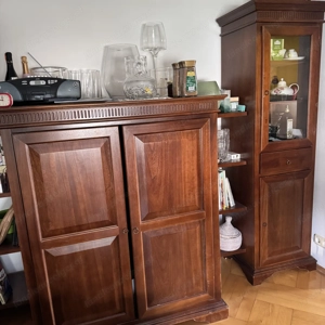 Wohnzimmerschrank zu verkaufen  Bild 3