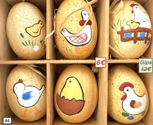 Ausgeblasene kunstvoll bemalte Eier Bild 9