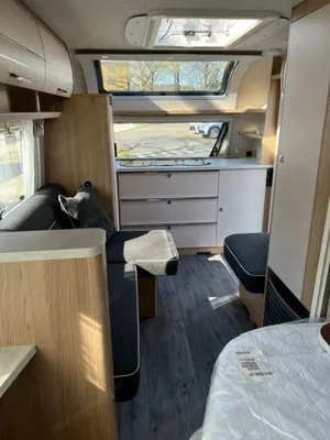 LMC Vivo 580D MJ 2023 Neuwertig!!!!!!  Bild 8