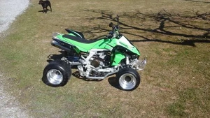 Kawasaki KFX quad Bild 3