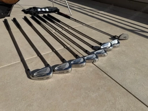 Golfset Wilson Ultra - 8 Schläger + Standbag - Einsteiger Set Bild 2