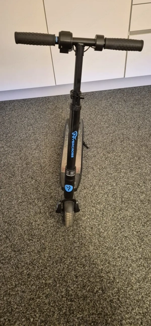 E-Scooter Elektroroller Kinder Bild 2