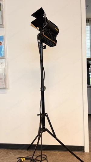 Scheinwerfer Kunstlicht Spotlight Dedolight Bild 4