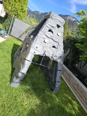 Spielturm   Kletterturm   Kletterfels  Bild 3