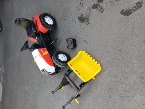 Rolly Toys Steyr Trettraktor mit Rolly Toys John Deere Anhänger