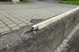 Schiebetürschieneführung 2,4m lang Bild 5