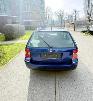 Volkswagen VW Passat Kombi Bild 8