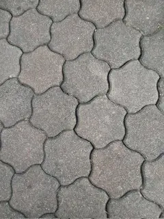 Pflastersteine Blumenverbund rot gesucht