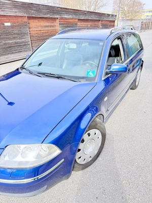 Volkswagen VW Passat Kombi Bild 7