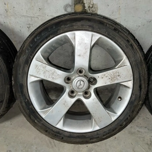 4x Sommerreifen 205 50 17 ET 52.5 LK 114.3 für Mazda Bild 2