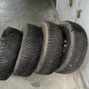 4x Winterreifen 195 65 15 ET 43 LK 114.3 für Mazda Bild 7
